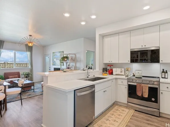 91-4099 Hikuono St #1220, Kapolei, HI 96707