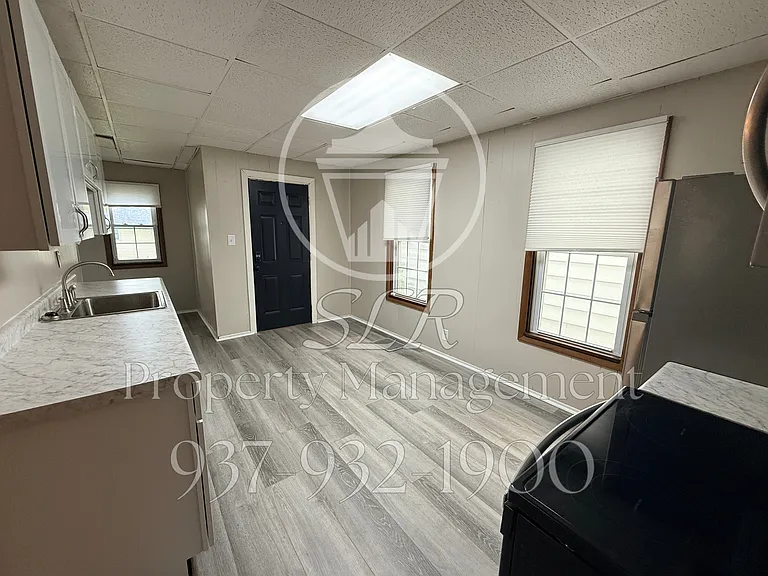 617 Saint Paul Ave — Photo 17