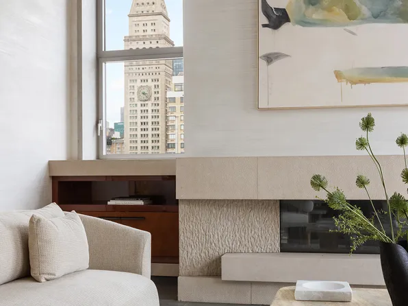 240 Park Avenue South image 6 of 29