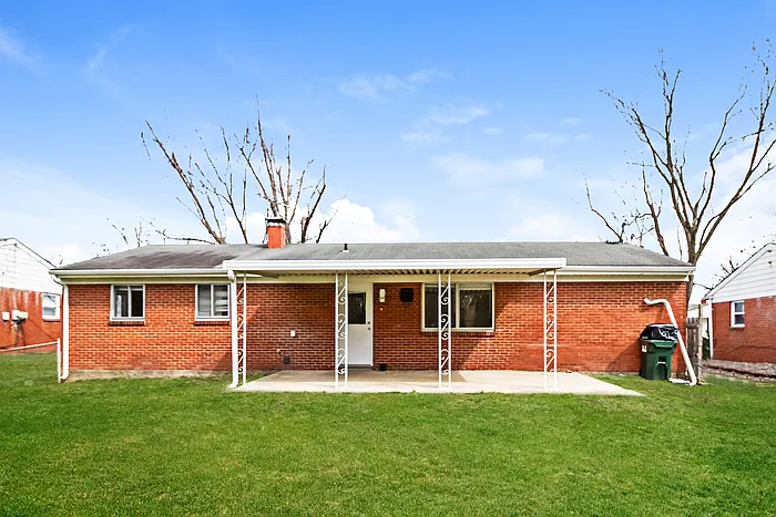 1905 Bluehill Dr — Photo 8