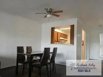 3 bed, 2.0 bath, 1362 sqft, $1,300 — Photo 4