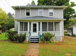920 Maple St, Albion, MI 49224