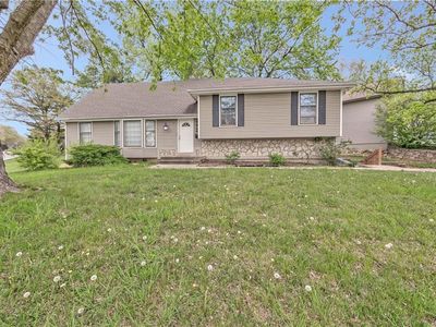 5428 W 102nd St, Overland Park, KS, 66207
