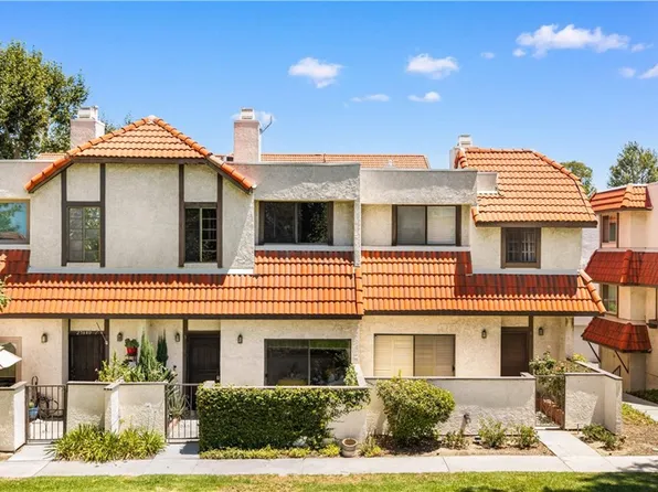 27640 Nugget Dr APT 3, Santa Clarita, CA 91387