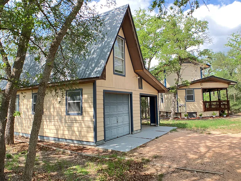 Garage, side view