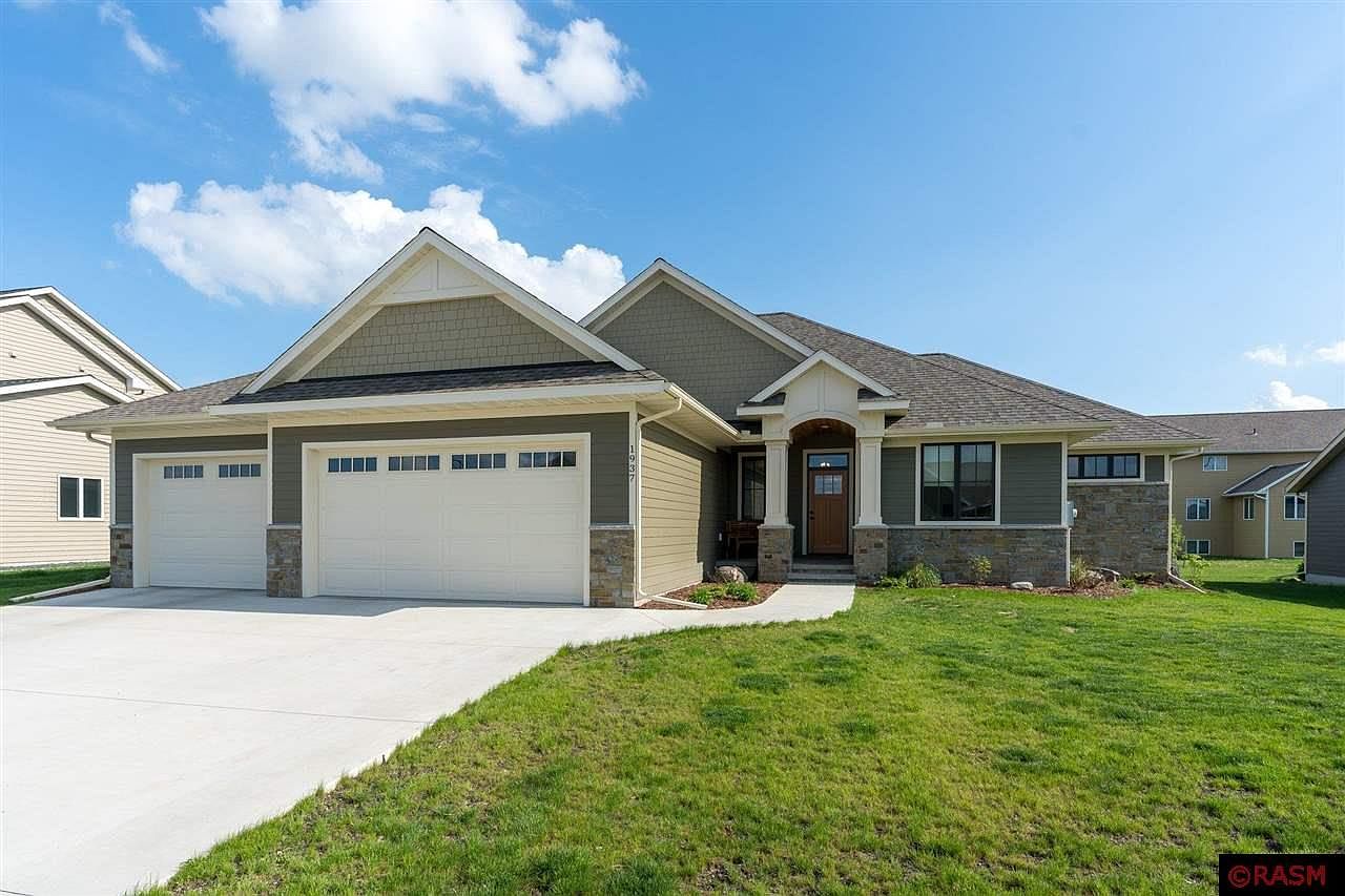 1937 Lexington Ln, North Mankato, MN 56003 Zillow