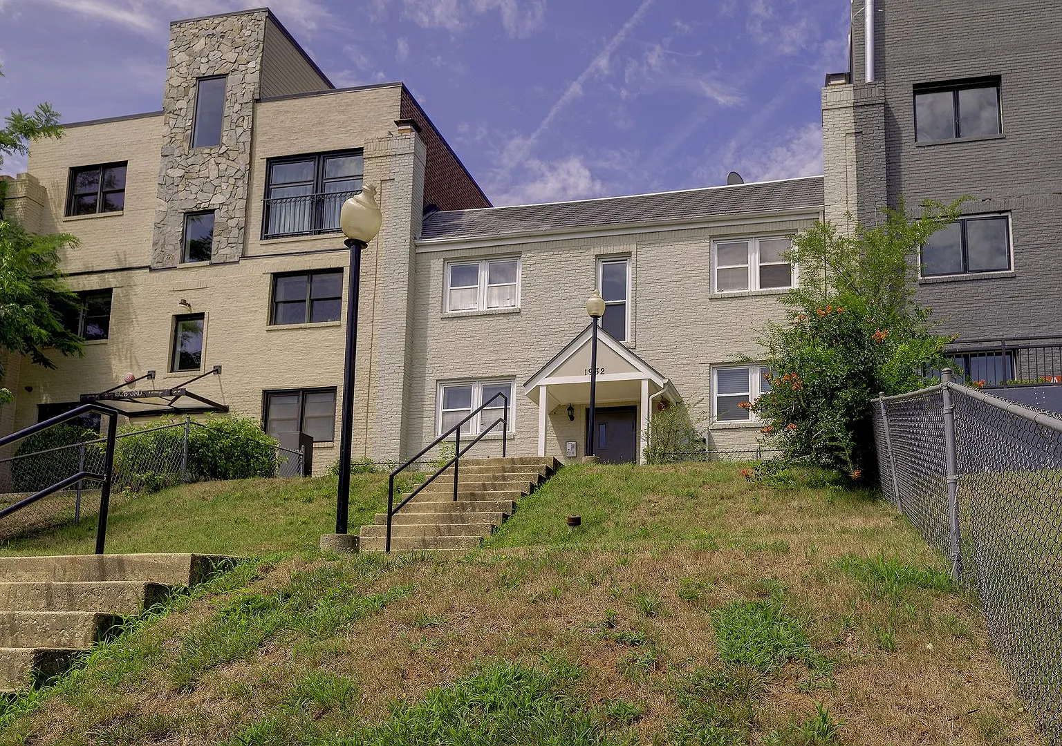 Great 3 Bedroom 2.5 Bath in Eckington — Photo 2