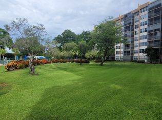 1300 Saint Charles Pl #L119, Hollywood, FL 33026