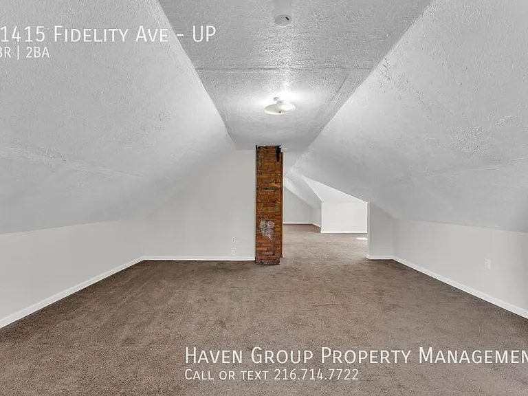 11415 Fidelity Ave #UP — Photo 19