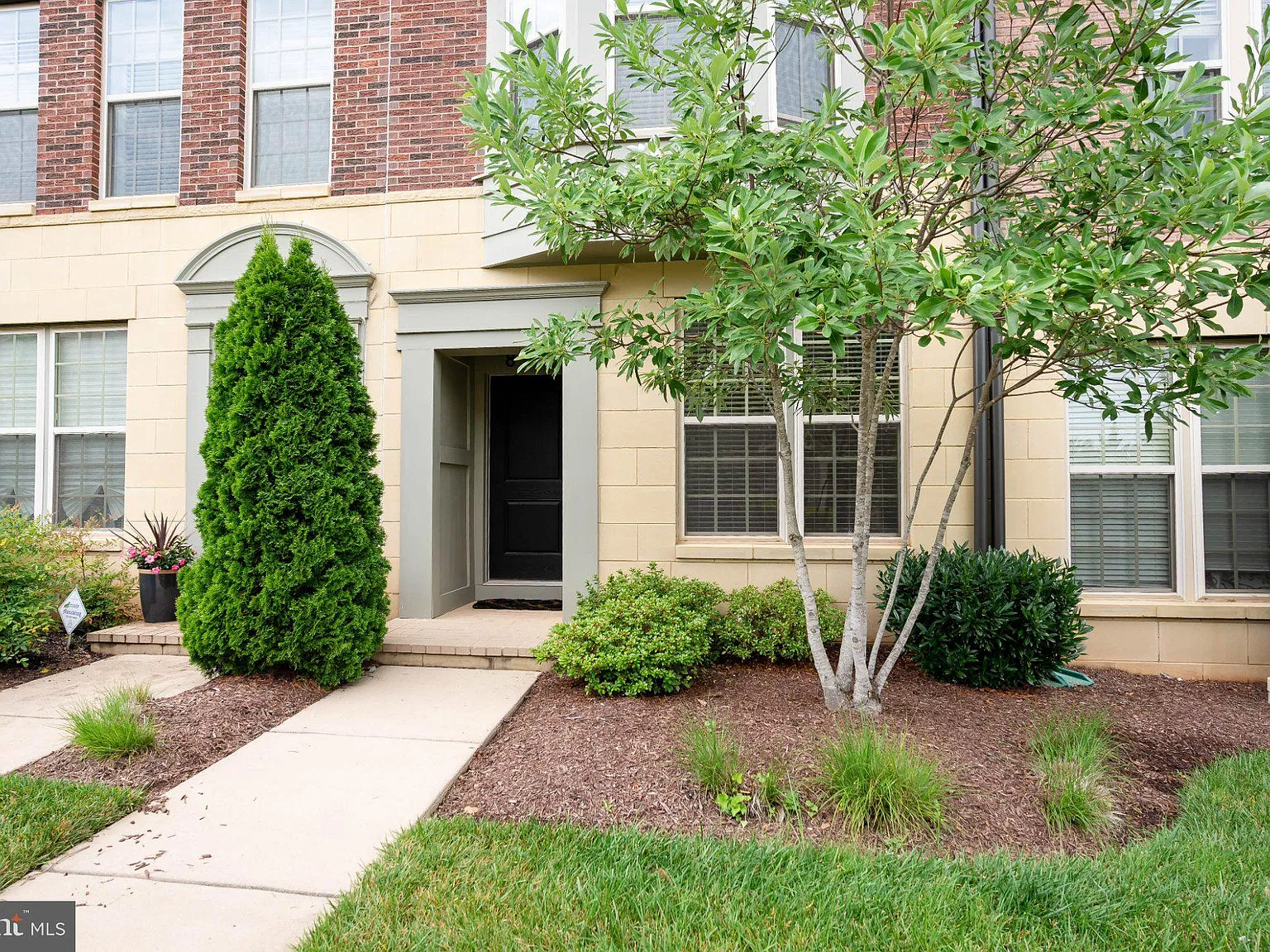 Potomac Overlook Condo — Photo 2