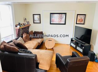 12 Pratt St #1E, Allston, MA 02134
