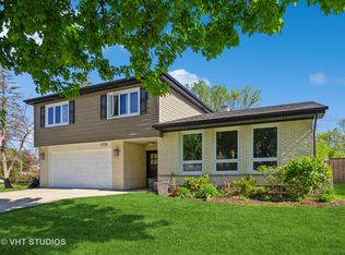 7730 Palma Ln, Morton Grove, IL 60053