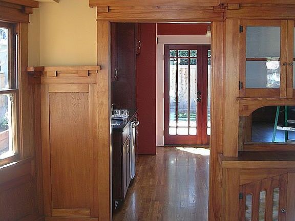 Dining Rm to Kitchen