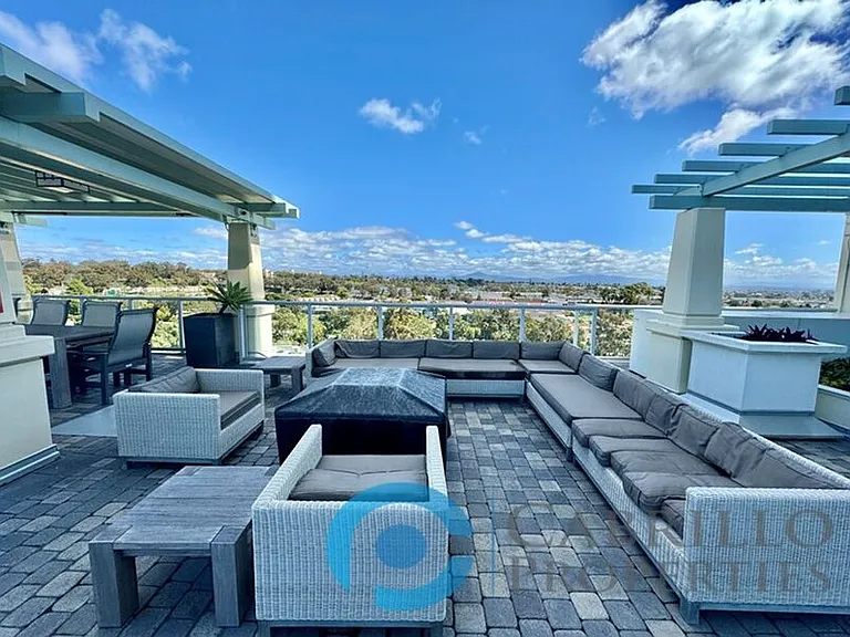 850 Beech St #504 — Photo 39
