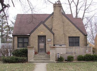 1216 S 6th Ave, Kankakee, IL 60901