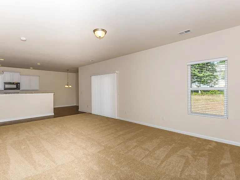 1521 Waylon Ave — Photo 3