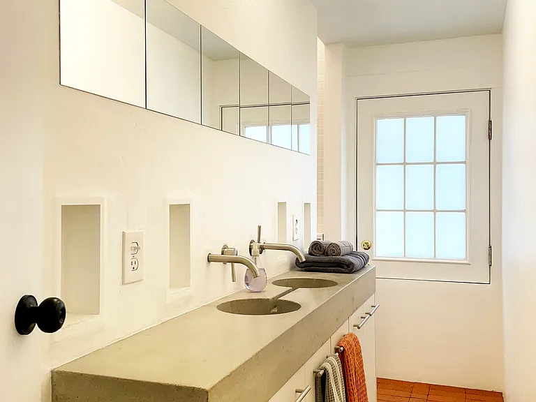 834 E Mabel St #2 — Photo 13