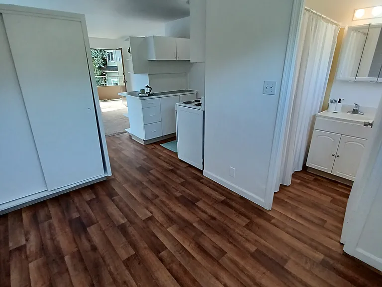 University View Apartments — Photo 7