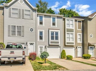 306 Hamlet Ct, Pittsburgh, PA