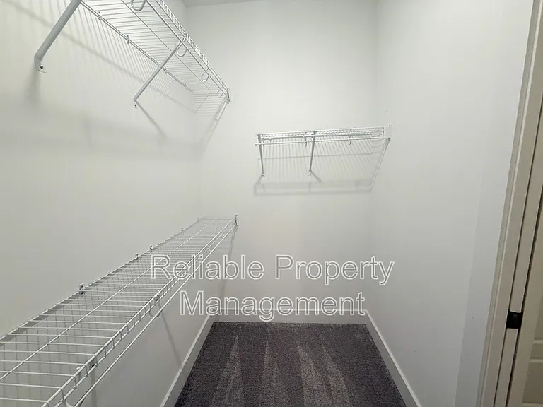 22 S Laird Dr — Photo 8