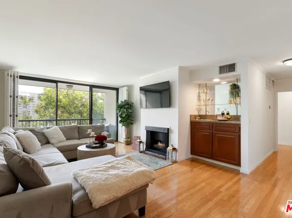 906 N Doheny Dr APT 316, West Hollywood, CA 90069