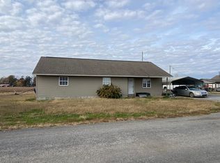 1617 Clinton Dr, Etowah, AR 72428