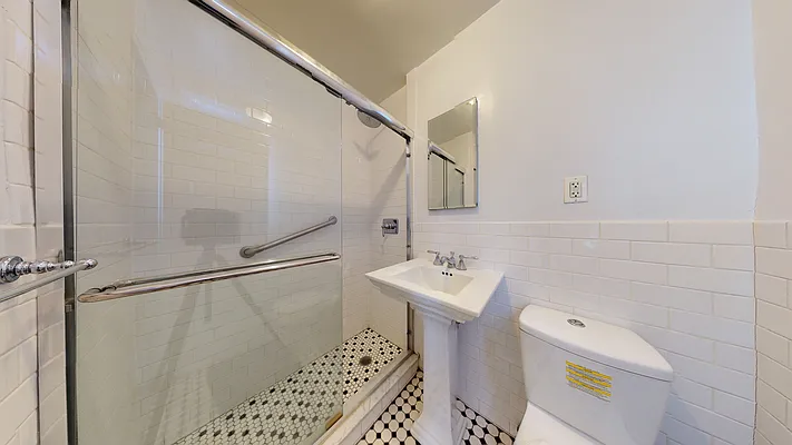 Rented by Bond New York | media 15