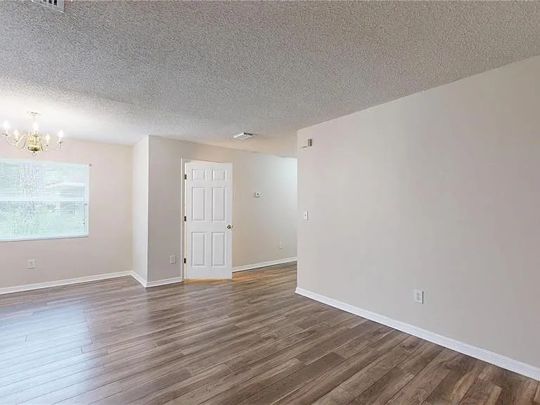 4104 Winding River Way — Photo 6
