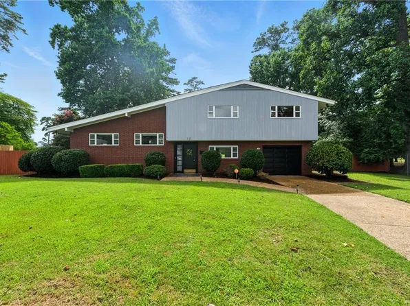 15 Meadow Dr, Newport News, VA 23606