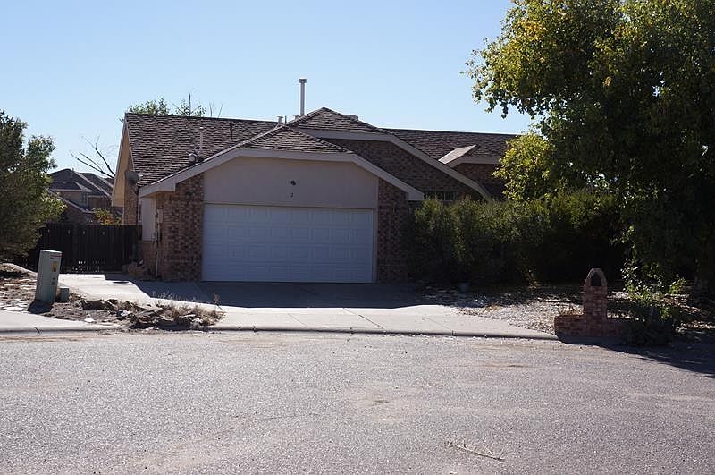 2 Ash Pl, Los Lunas, NM 87031 | Zillow