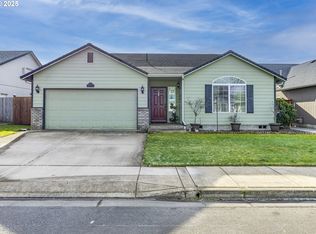 6587 Aaron Ln, Springfield, OR 97478