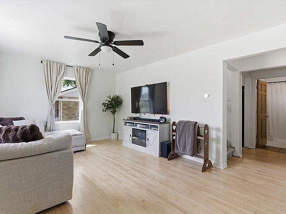4th image of 1614 S 22nd STREET