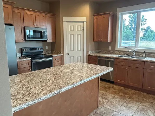 2148 Walter Rd, Billings, MT 59105