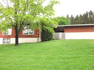 7758 Sechler Rd, New Tripoli, PA 18066