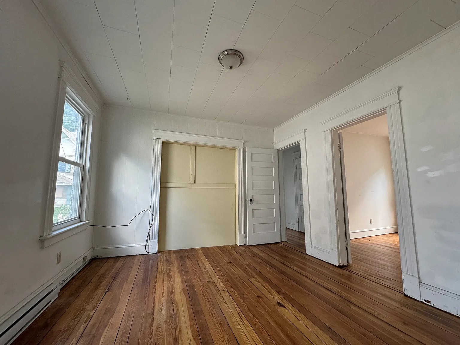 3 bed, 900 sqft, $1,445 — Photo 4