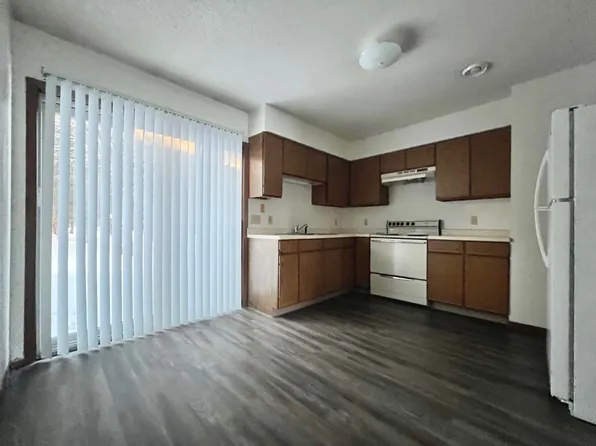 1075 Apple Ave #1075, Amery, WI 54001