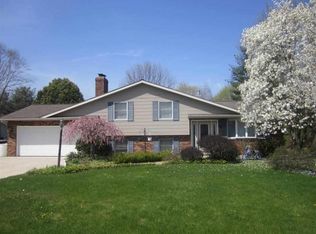 15403 Montecito Dr, Granger, IN