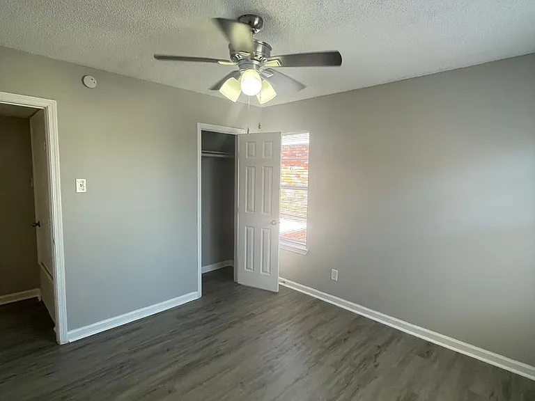 9526 Contessa Dr — Photo 14