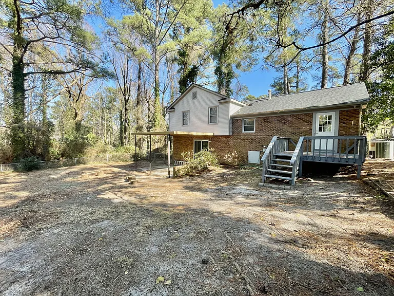 452 Cloverhill Pl — Photo 23