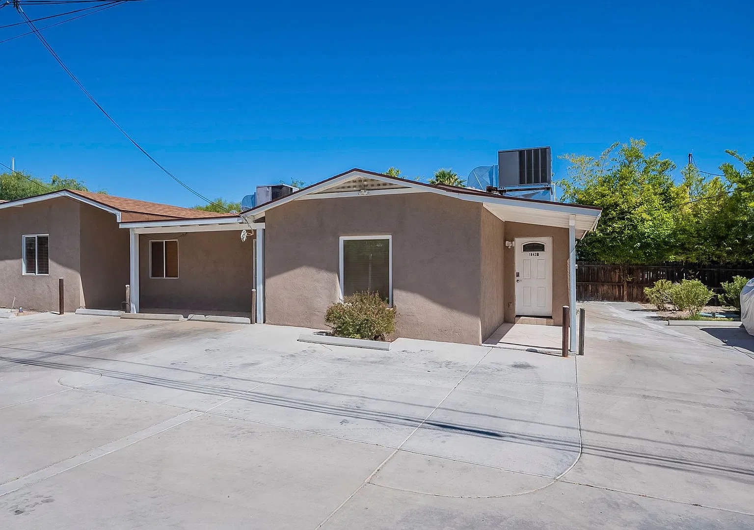 1840-1842 N. Santa Rita Ave. ( 1840, 1842-A, 1842-B ) — Photo 1