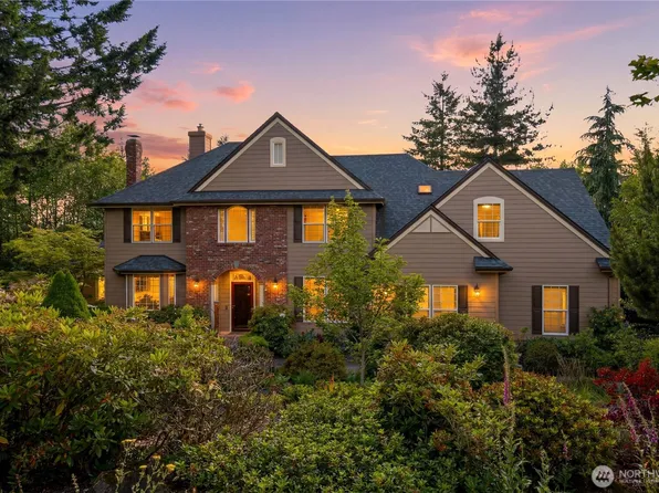 9100 NE Livingston Mountain Court, Camas, WA 98607