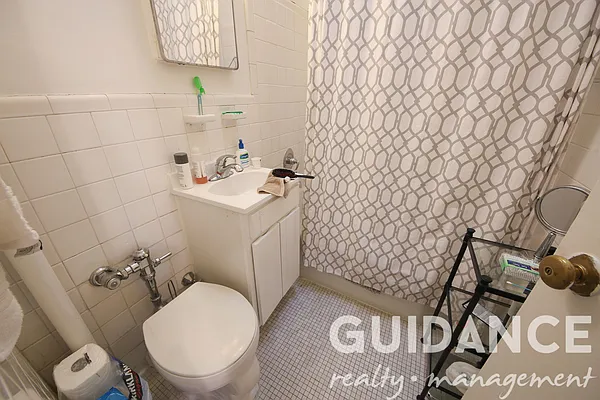 Rented by Guidance Realty Corp. | media 25