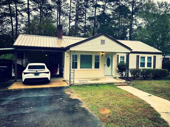 1933 Noccalula Rd, Gadsden, AL 35904