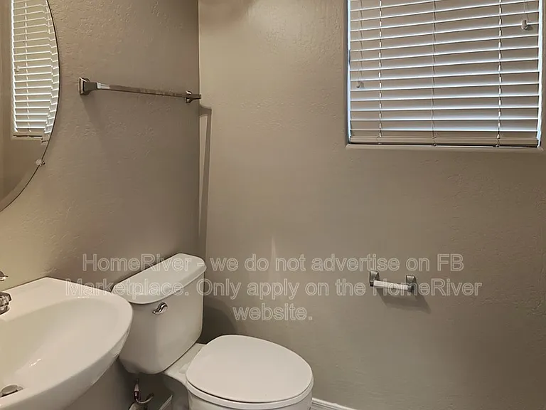 3706 S 54th Gln — Photo 16