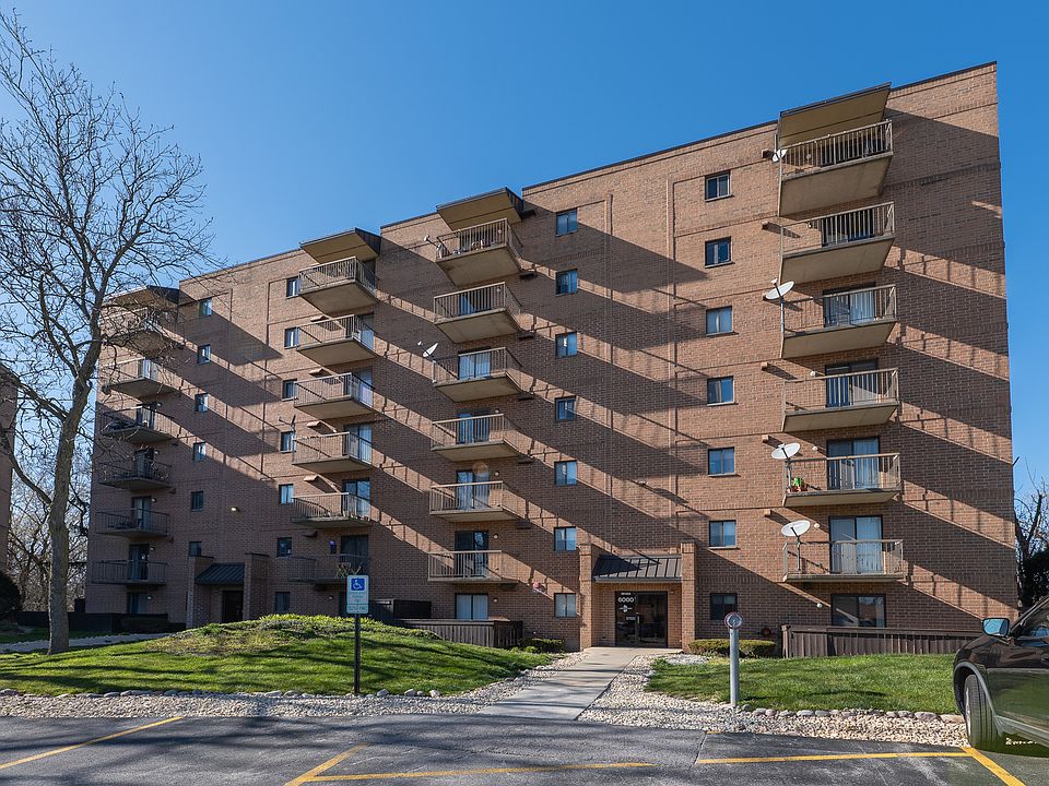 1st image of 6000 Lake Bluff Dr Unit 101