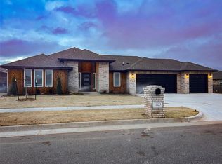 11025 SW 34th Ter, Yukon, OK 73099
