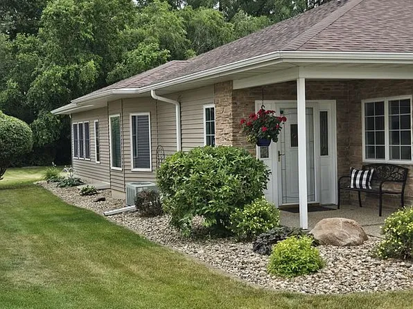 2240 W State St, Mason City, IA 50401