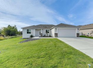 2106 W 5th St, Grandview, WA