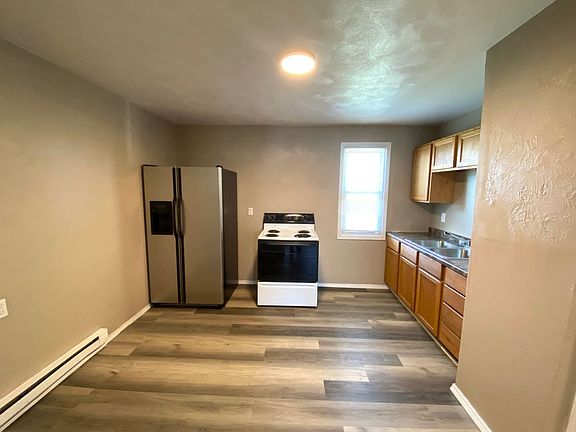 5th image of 2207-2231 Brookdale Ln #2239