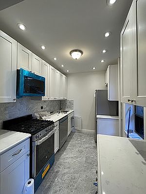 1st image of 240 E 33rd St #4C
